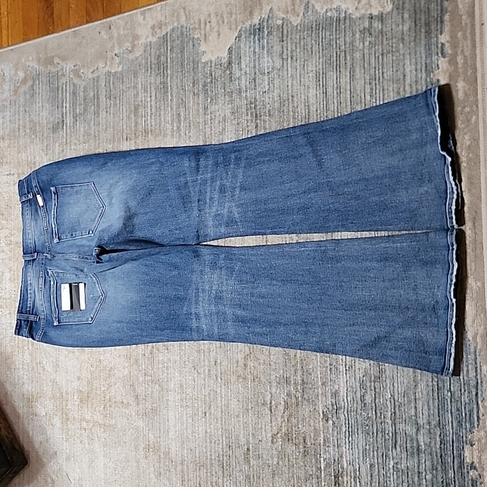 Kancan High Rise Flair Jeans - Picture 6 of 7